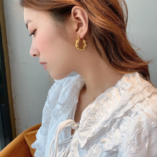 2bffae14d282814a1d56da3368355bde